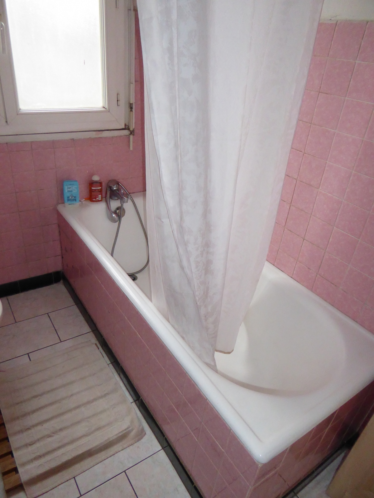 la maison de cheminots version urbaine revisite : Etat des lieux - Salle de bain R+1